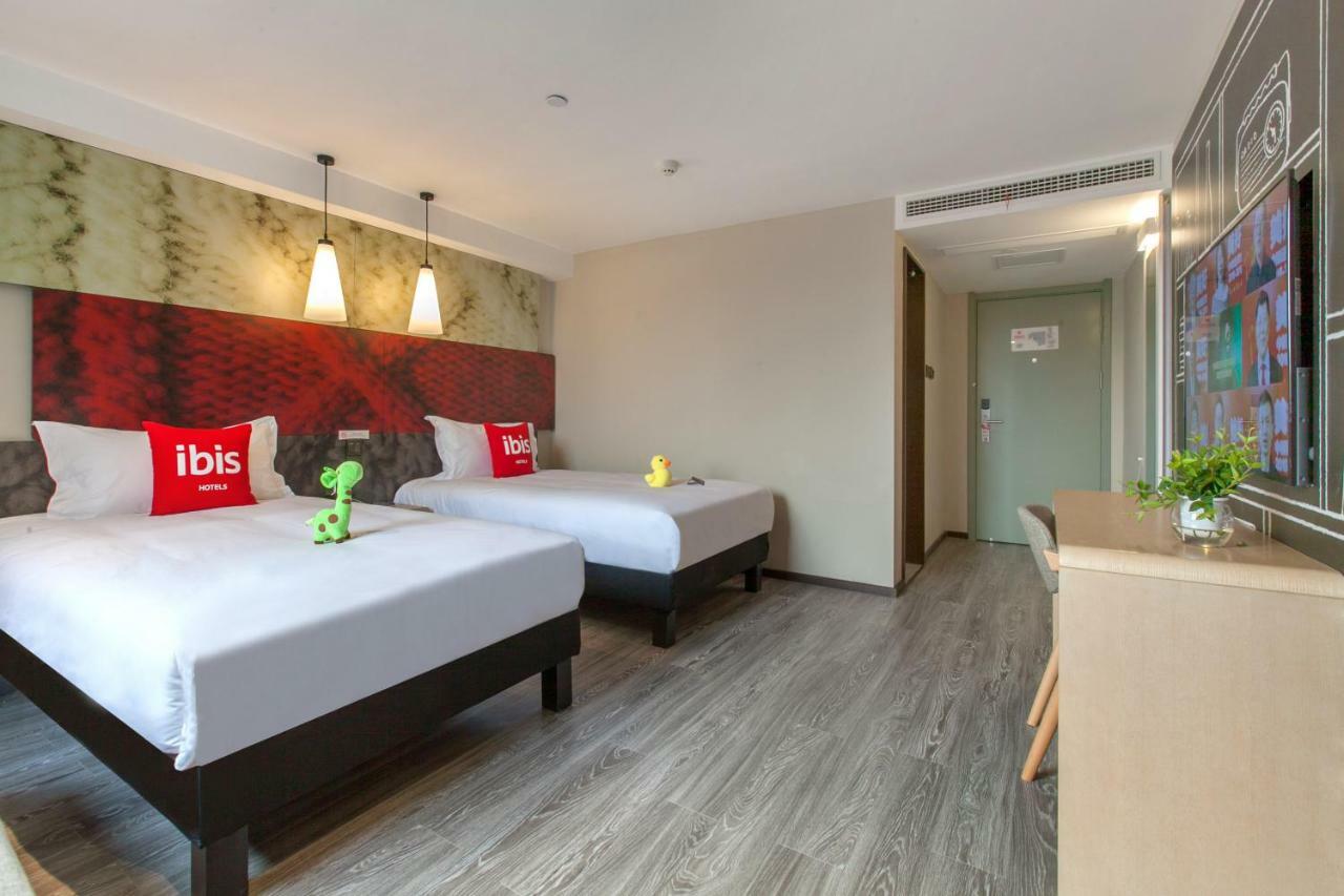 Ibis Wuhan Hubu Alley Hotel ภายนอก รูปภาพ